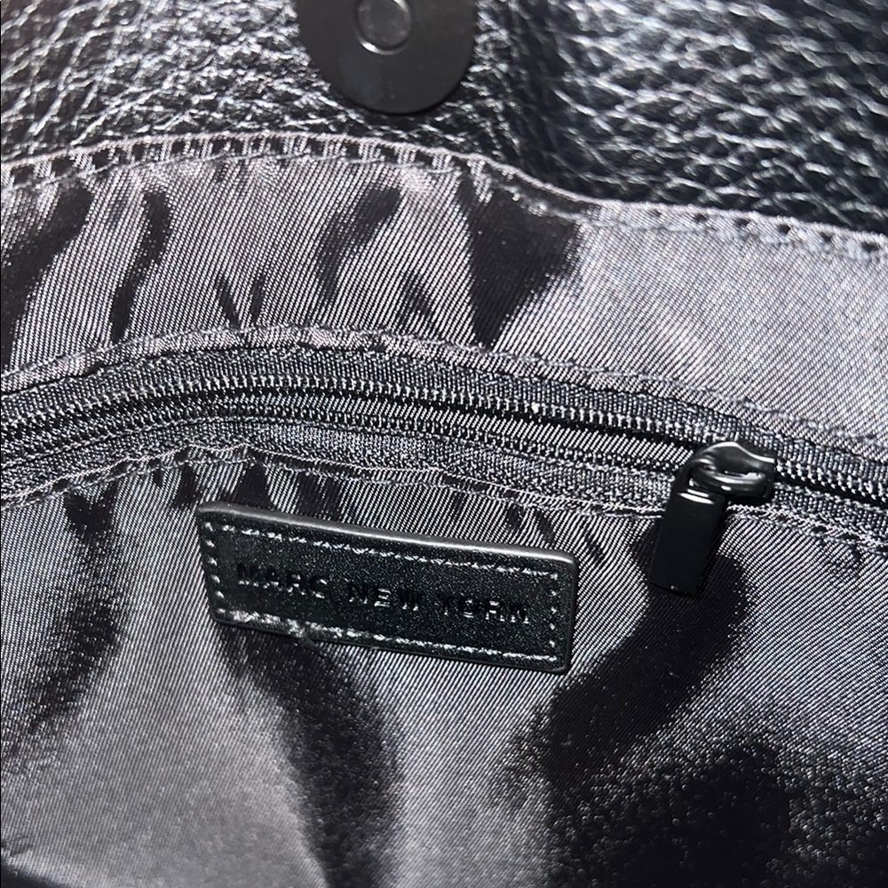 Marc New York Black Pebbled Leather Tote Bag- with Willy-Labubu w/ cola included - Picture 14 of 16